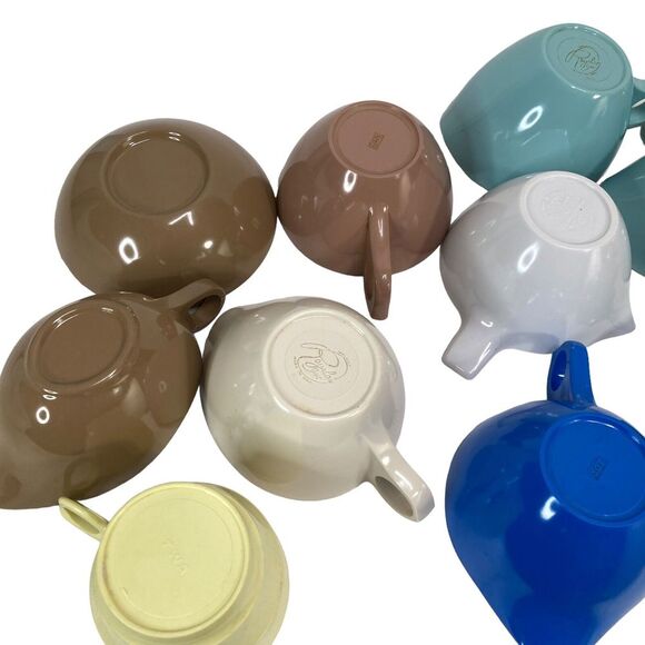 Vtg 60's Coffee Cups Mugs Lot 20 pieces Melamine Blue Pink‎ Green Teal Brown Tan - Picture 7 of 15